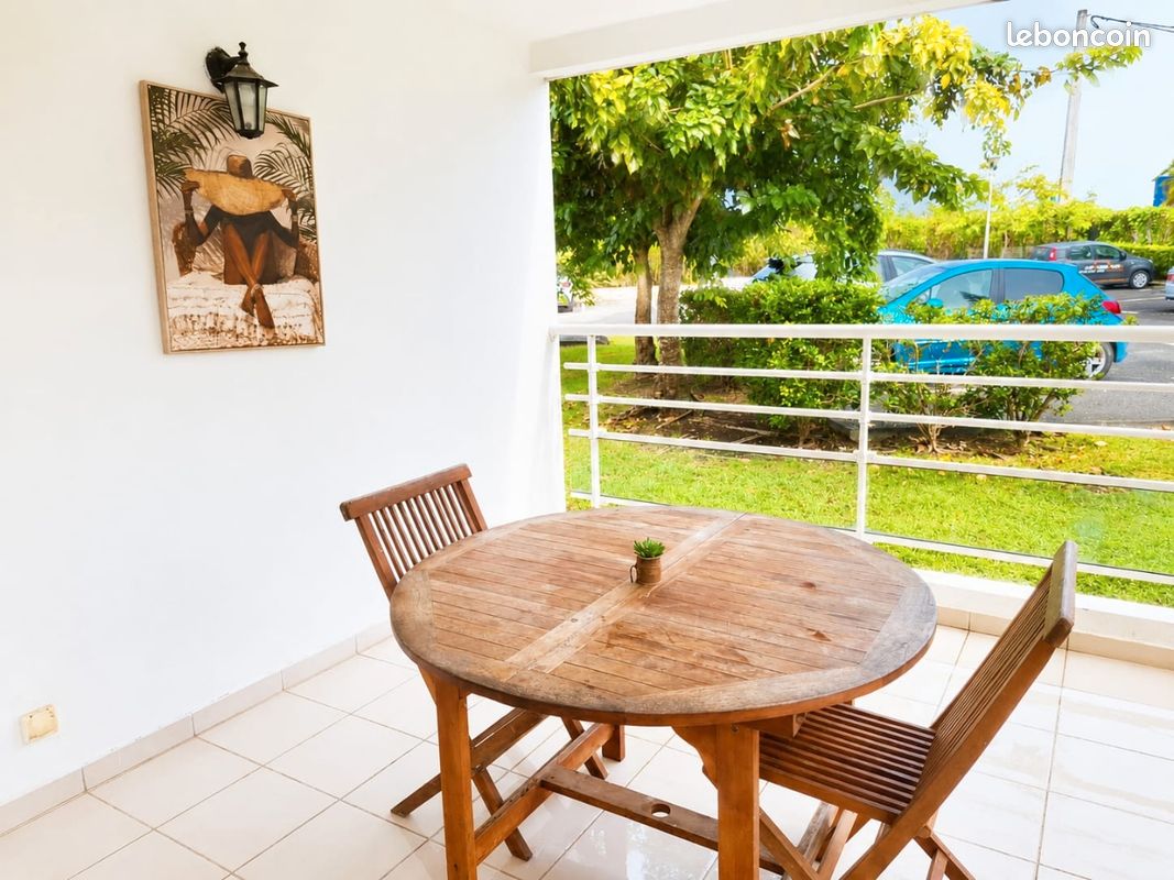 Appartement 2 pièces 55 m² · à Saint-François · 55 m² · 770 €/mois