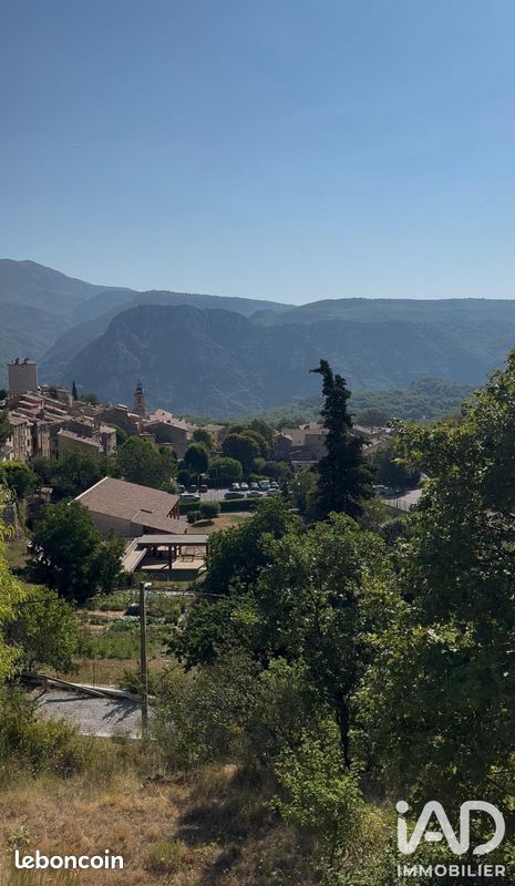 Terrain 3340 m² · à Cipières · 3 340 m² · 330 000 €