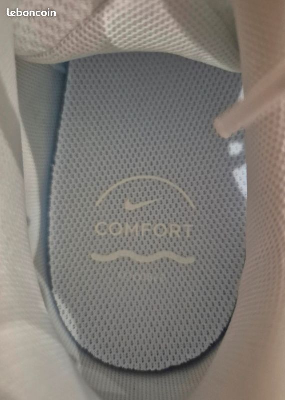 Nike REVOLUTION 7 neuve P42,5 (image 5)