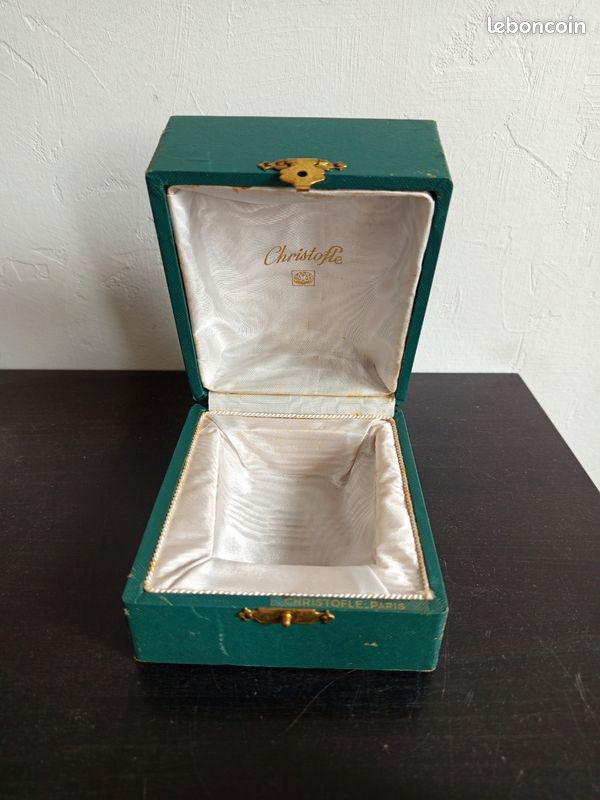 Christofle, Timbale de naissance ou de service avec sont Christofle, Timbale de naissance ou de service avec sont