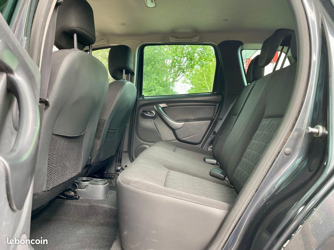 DACIA DUSTER 1.5 dCi 110 4X2 PRESTIGE *1ère MAIN (image 8)