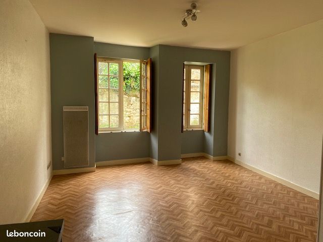 Studio a louer - Poitiers 86000 (image principale 0)