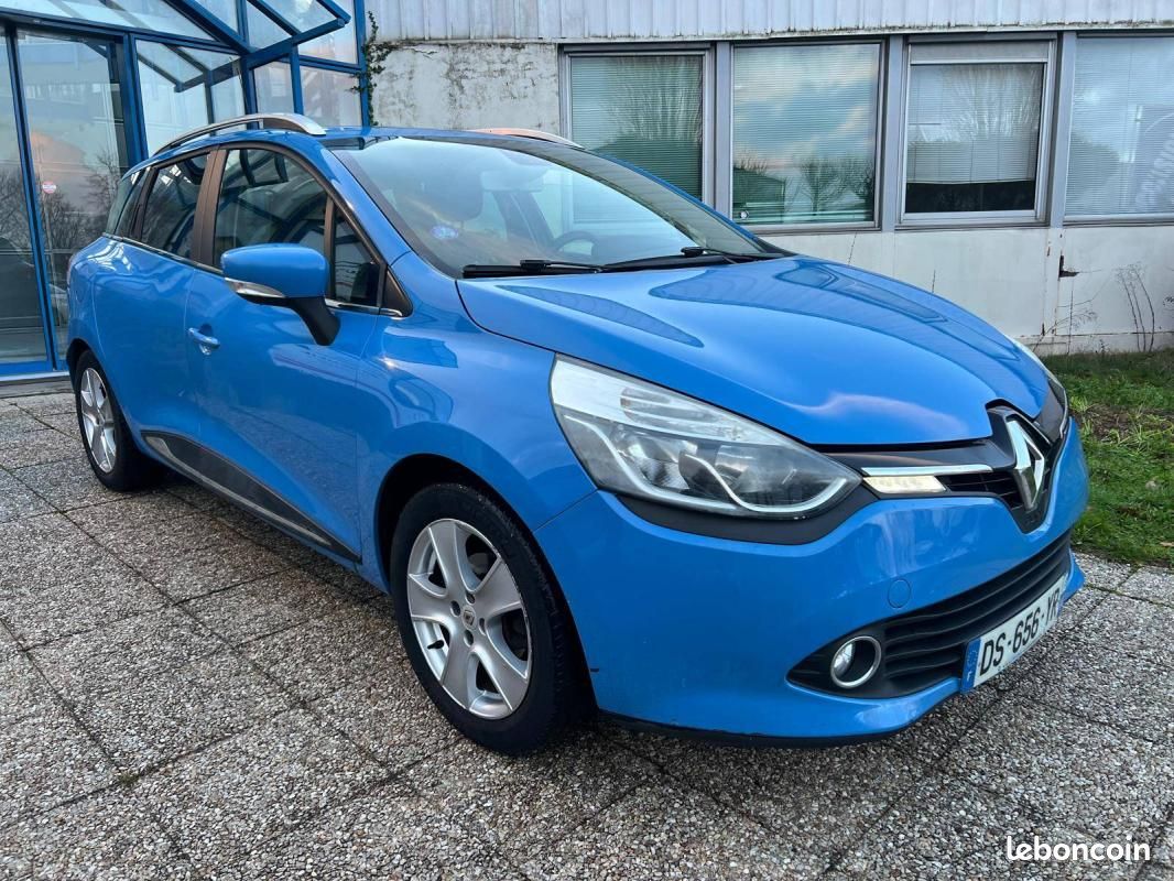 Renault Clio IV ESTATE TCe 90 eco2 Intens (image 2)