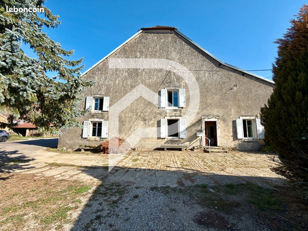 Maison 4 pièces 196 m² · à Heuilley-le-Grand · 196 m² · 98 000 €