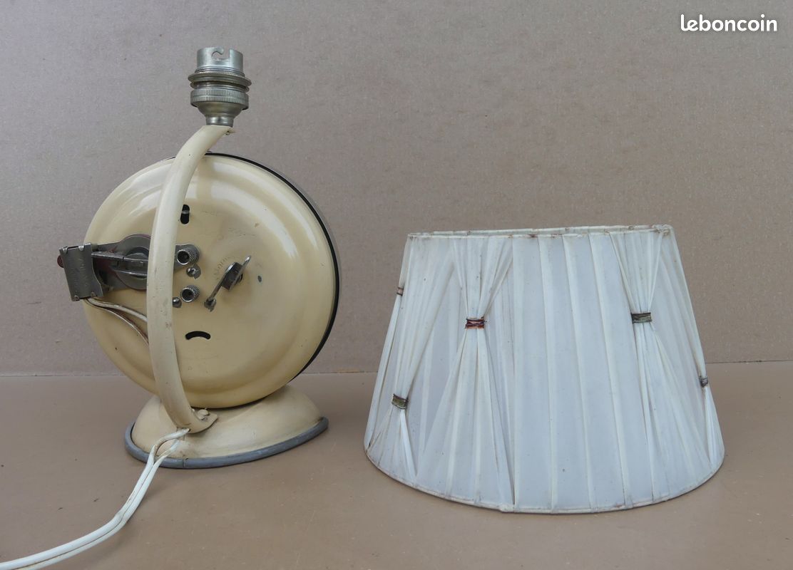 Ancien réveil lampe de chevet JAZ LAMPIC / JAZIC rare vintage FONCTIONNE abat-jour lamelles plastique années 50 (image 6)