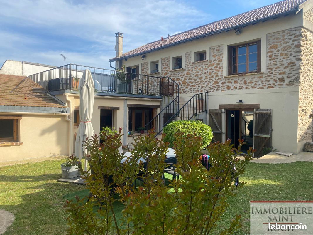 Maison 7 pièces 140 m² · à Saint-Fargeau-Ponthierry · 140 m² · 348 000 €