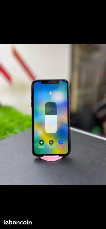 Iphone 11 (image 2)