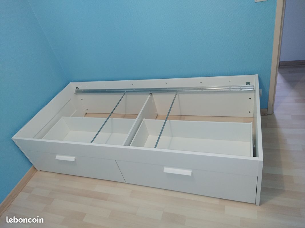 Cadre de lit simple IKEA Brimnes blanc 90x200 (image 1)