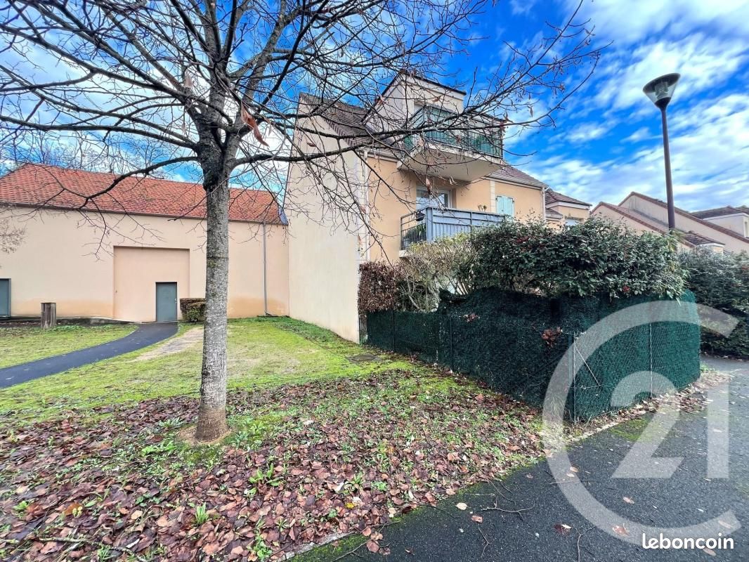 Appartement 2 pièces 38 m² · à Étampes · 38 m² · 120 000 €