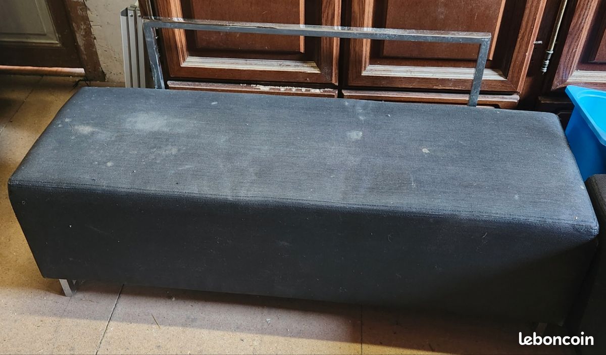 Banquette (image 1)