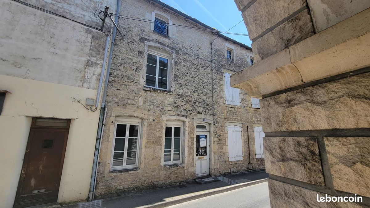 Maison 6 pièces 130 m² · à Ruffec · 130 m² · 140 610 €