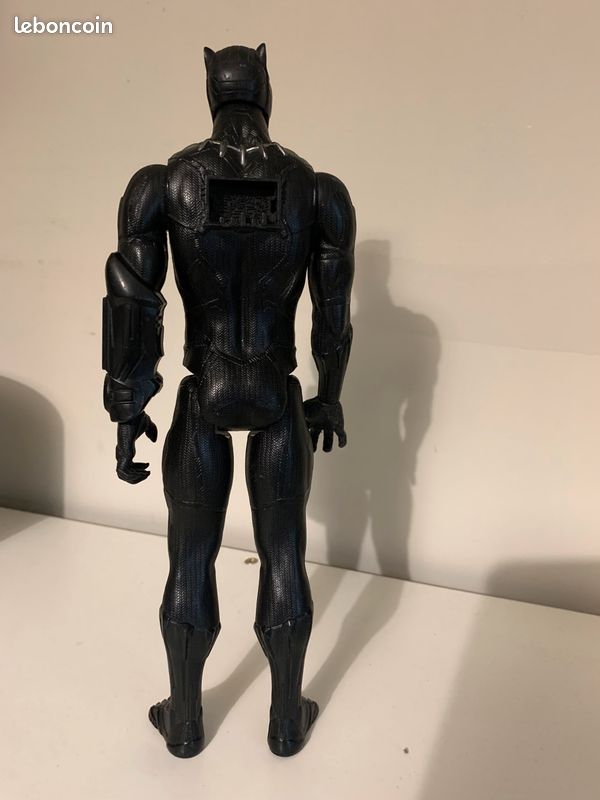 Figurine Black Panther 30cm (image 3)
