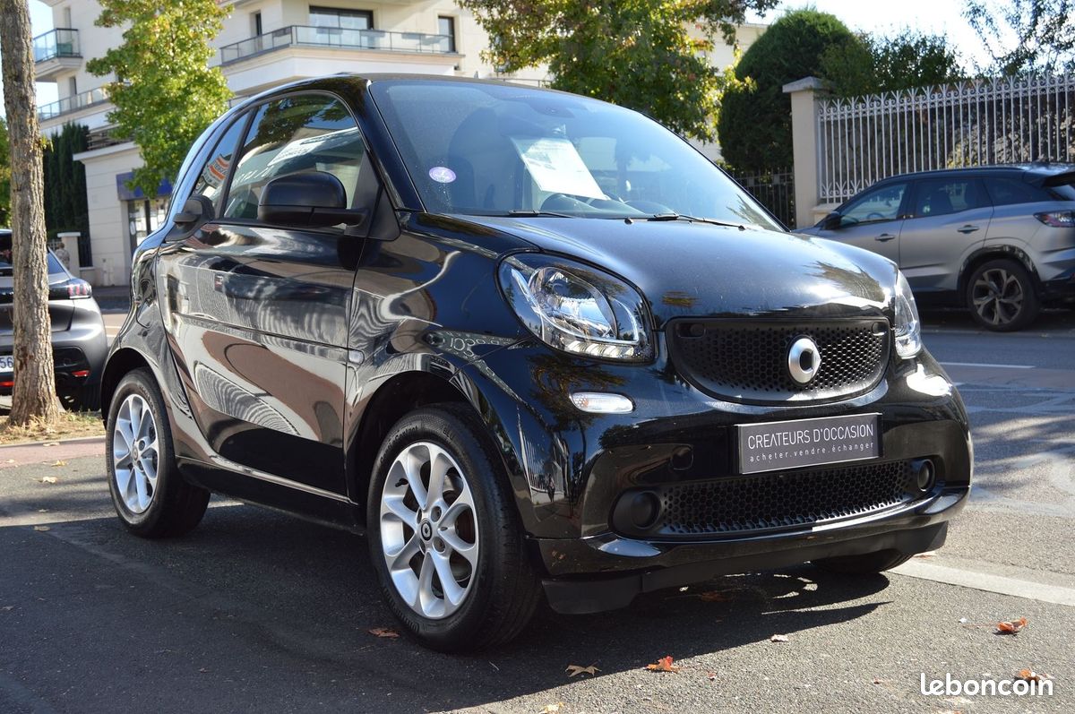 Smart FORTWO COUPE 71CH PURE TWINAMIC E6C (image 5)
