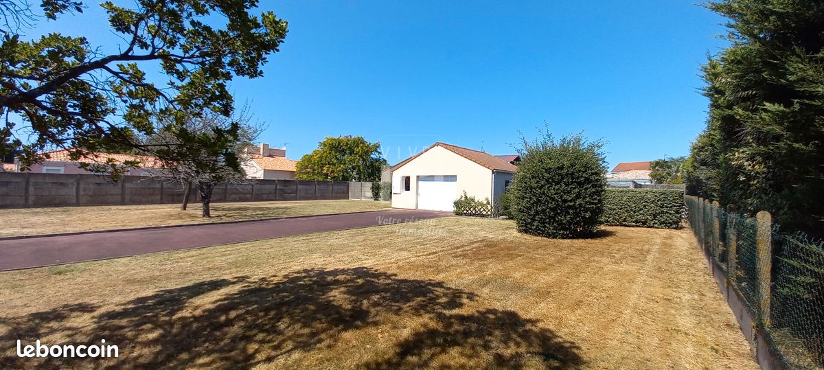 Terrain 605 m² · à Saint-Michel-Chef-Chef · 605 m² · 222 500 €