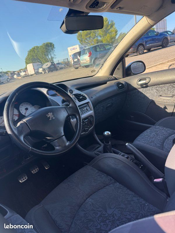 Peugeot 206 quiksilver 2.0 hdi 90ch (image 5)