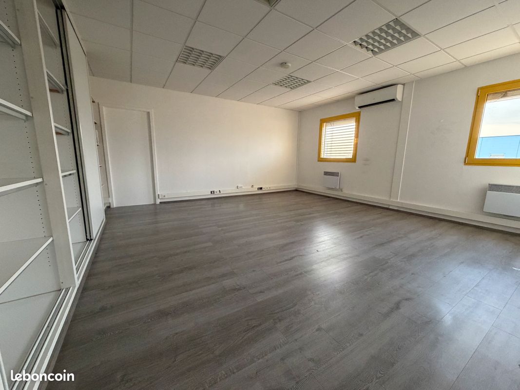 Local commercial 83 m² Sausheim (image 1)