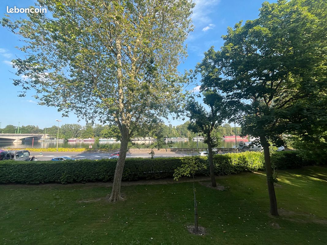 Appartement 4 pièces 101 m² · à Suresnes · 101 m² · 825 000 €