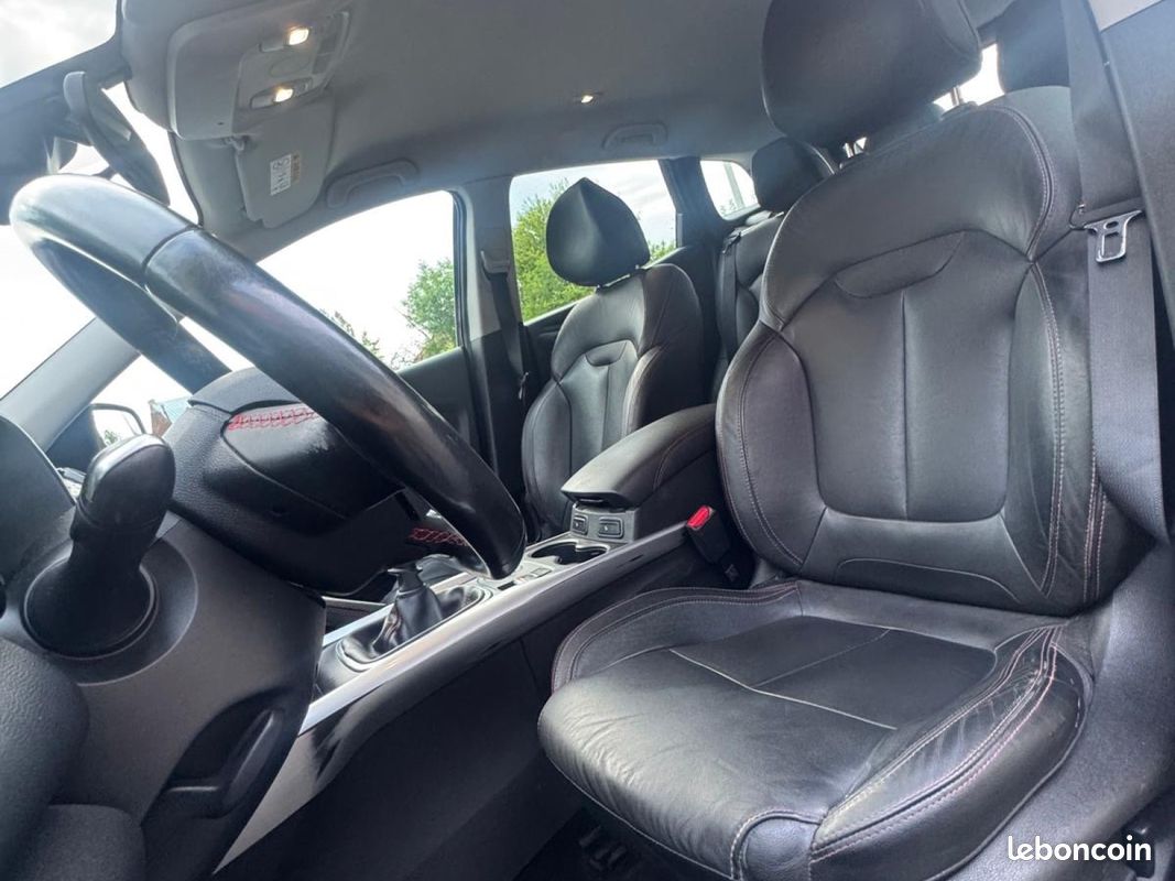 RENAULT KADJAR dCi 110 Energy eco² BLACK EDITION BOSE (image 12)