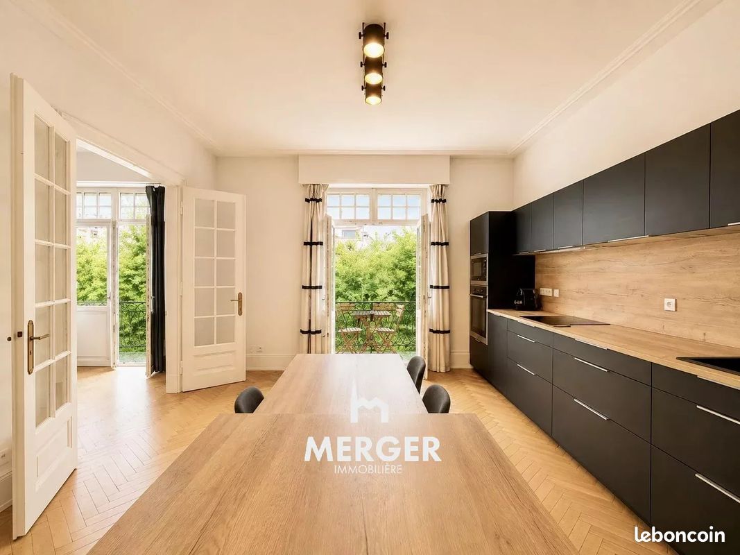 Appartement 4 pièces 105 m² · à Strasbourg · 105 m² · 2 380 €/mois