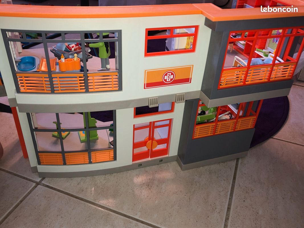 Hôpital Playmobil (image 1)