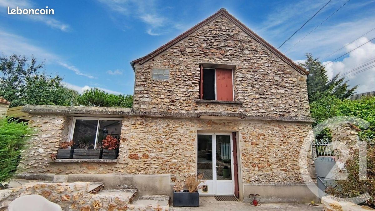 Maison 4 pièces 119 m² · à Soignolles-en-Brie · 119 m² · 319 000 €