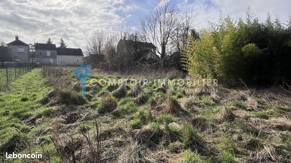 Terrain 752 m² · à Vayres-sur-Essonne · 752 m² · 85 000 €