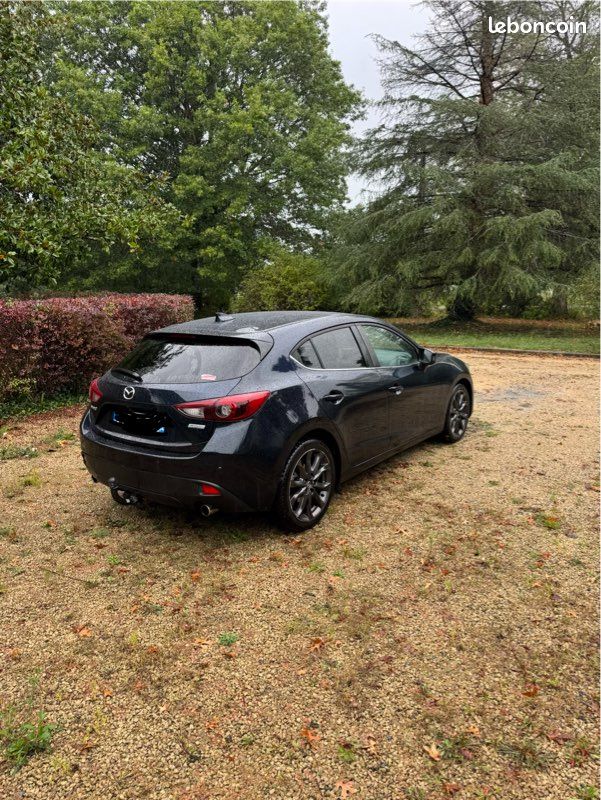Mazda 3 (image 2)