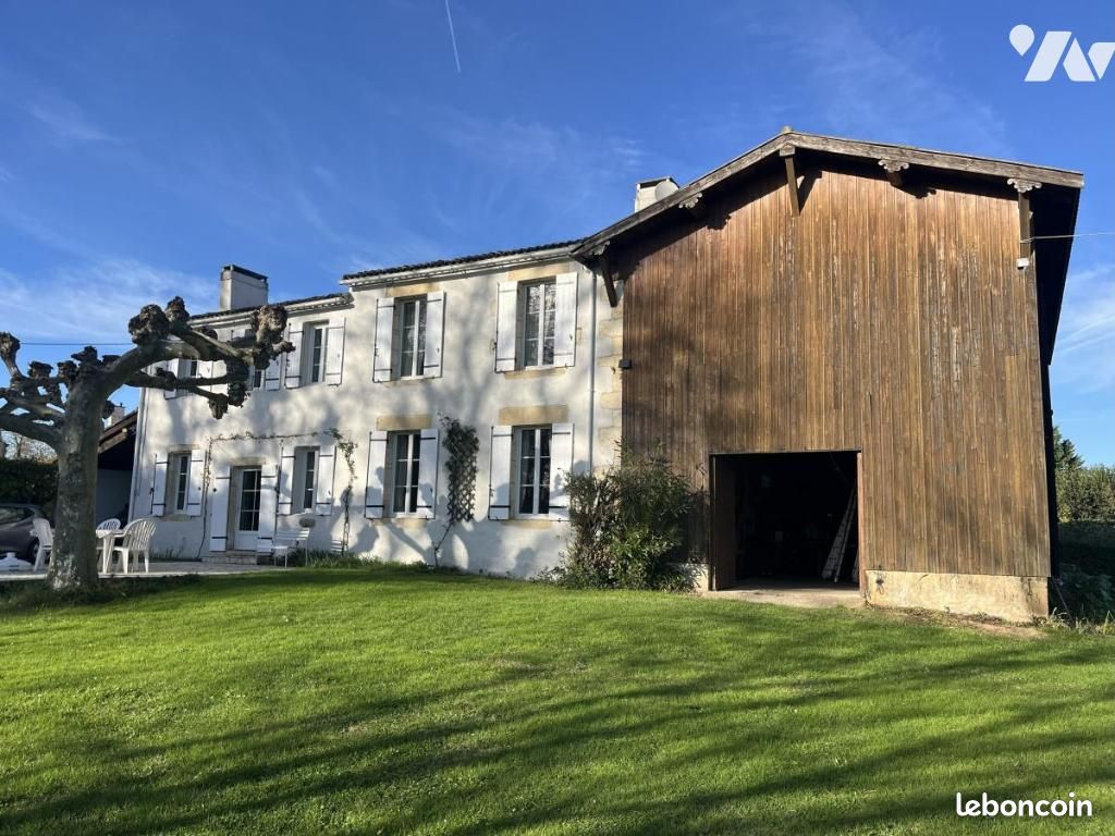 Maison 15 pièces 200 m² · à Barie · 200 m² · 231 000 €