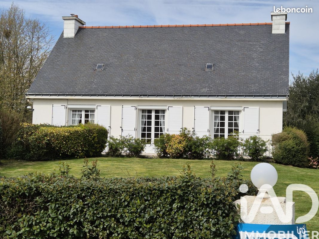 Maison 1 pièce 88 m² · à Maël-Carhaix · 88 m² · 145 000 €