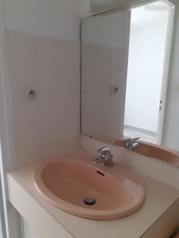 Loue studio plein centre de Poitiers - Poitiers 86000 (image principale 1)