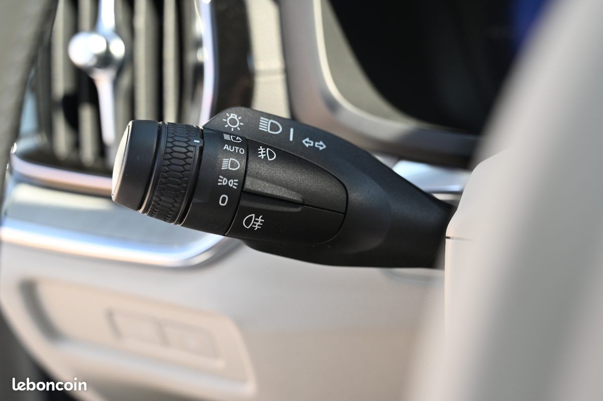 Volvo s60 t6 awd 253+145ch ultimate style chrome plug-in-hybrid 04/2024 tva recuperable (image 15)