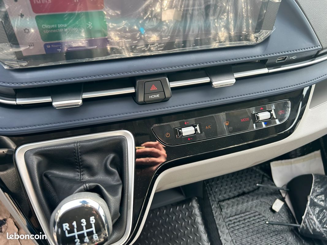 22 900 ht - New maxus deliver 9 neuf l3h2 3 places 2.0 d 150 cv Grand Carplay / Alarme / clim / reg / tel / camera / dab / phare av led (image 10)