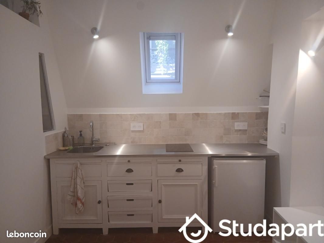 Appartement 1 pièce 14 m² · à Paris · 14 m² · 750 €