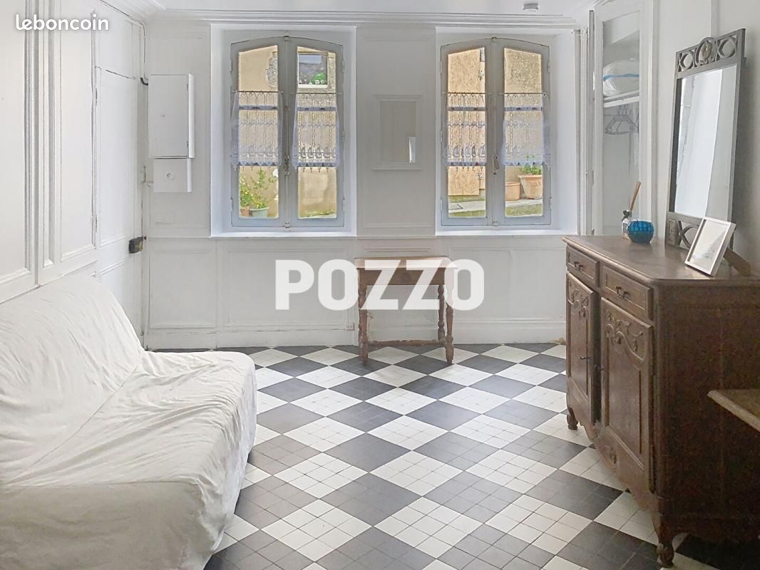 Appartement 1 pièce 23 m² · à Granville · 23 m² · 445 €