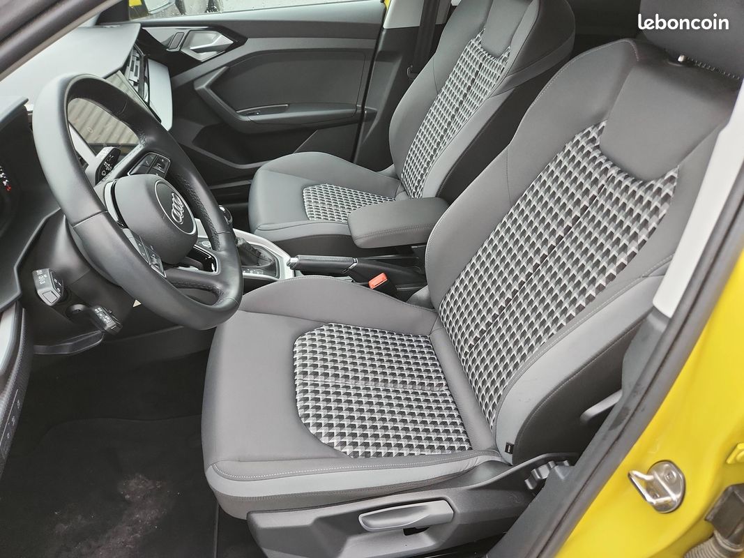 AUDI A1 Allstreet 30 TFSI 110 ch S tronic 7 Design (image 22)