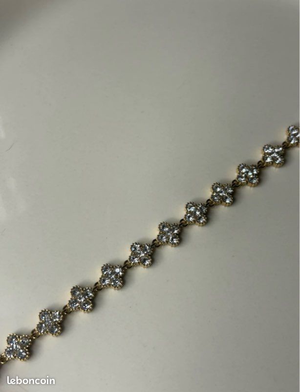 Collier fleur doré – acier inoxydable (image 4)