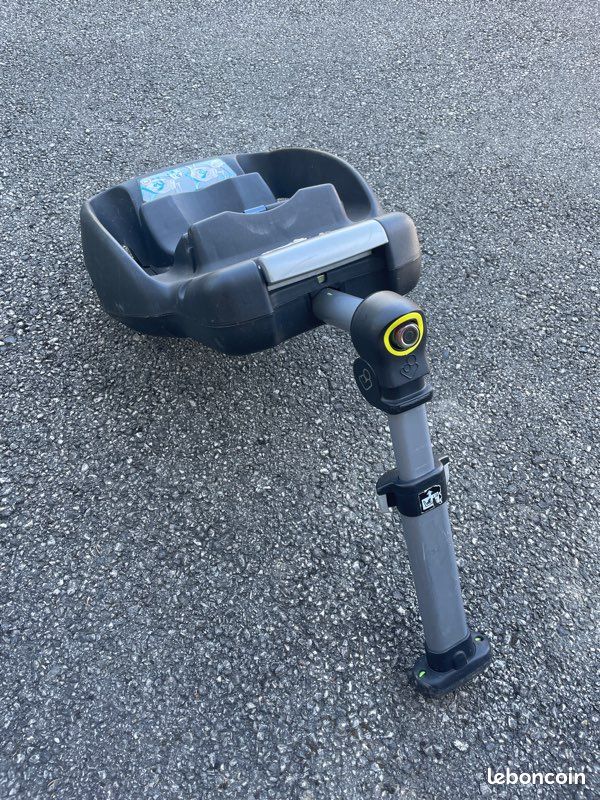 Base isofix (image 1)