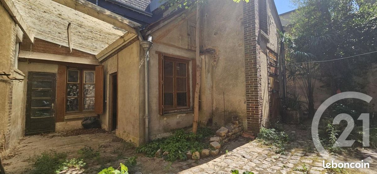 Maison 4 pièces 136 m² · à Bonneval · 136 m² · 98 000 €