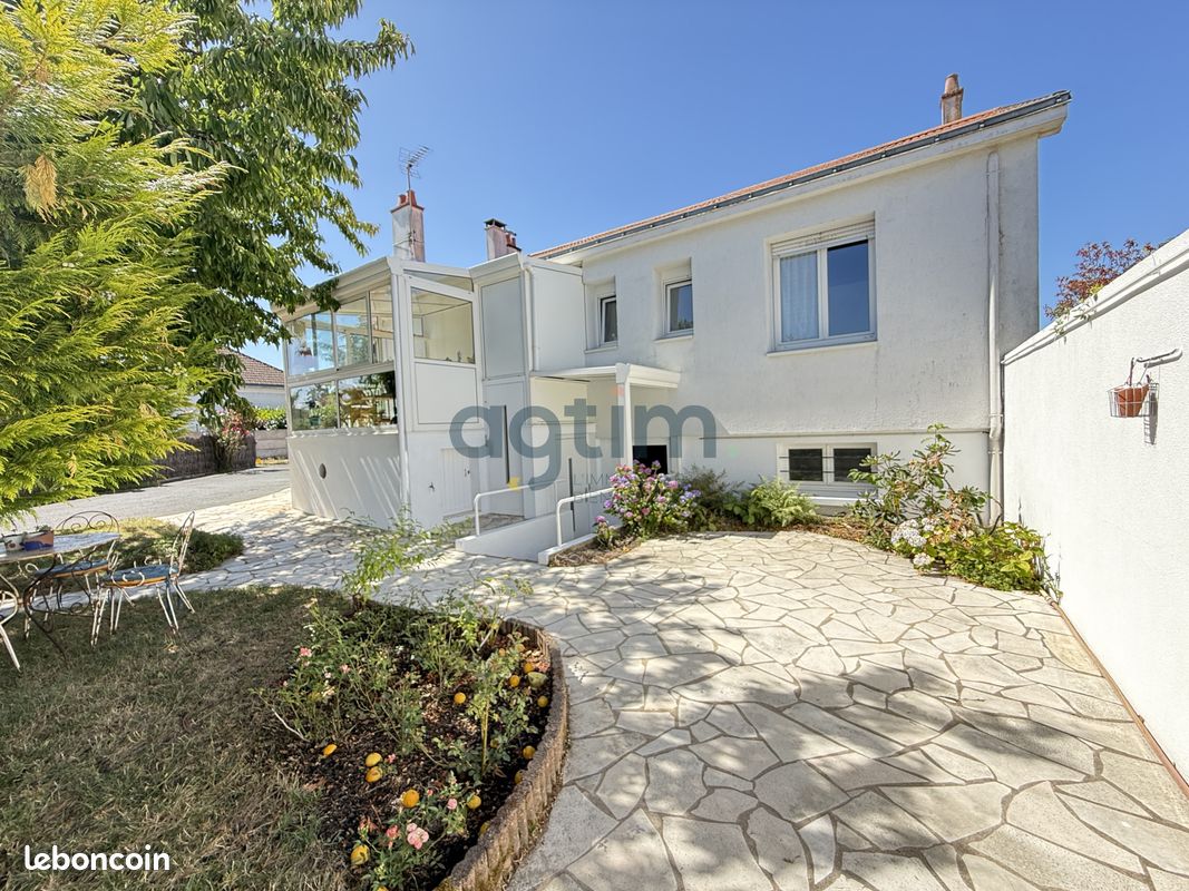 Maison 3 pièces 86 m² · à La Bruffière · 86 m² · 220 400 €