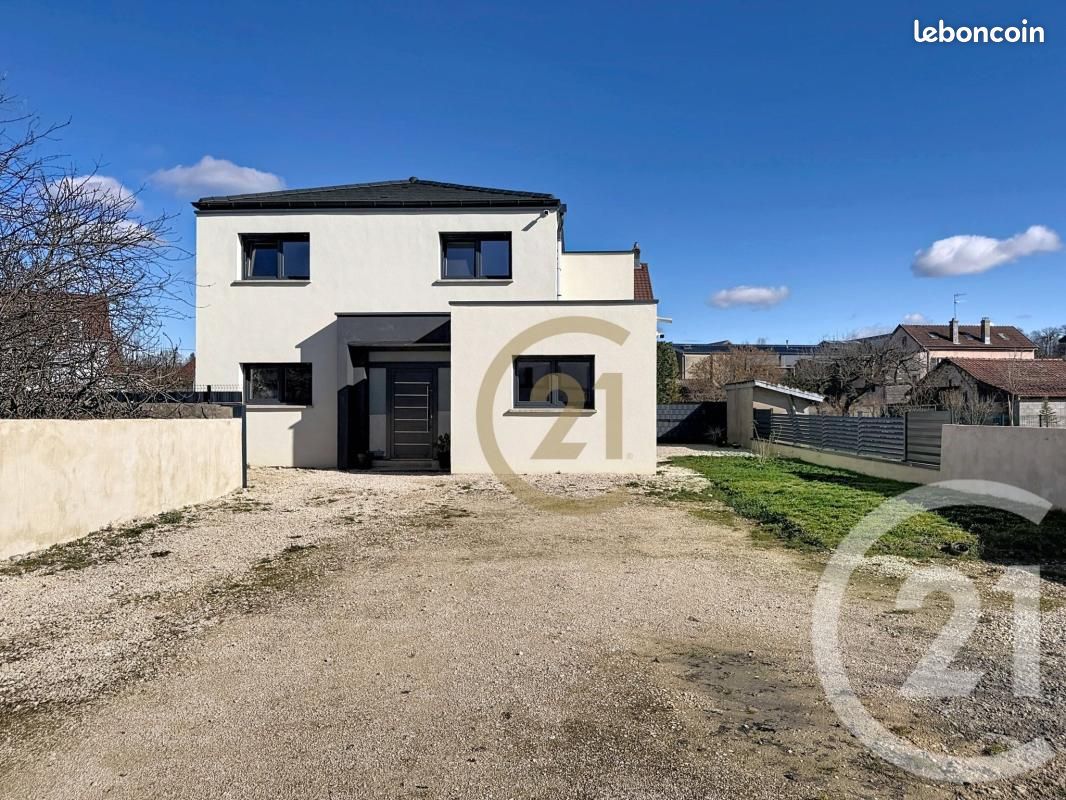 Maison 5 pièces 133 m² · à Valentigney · 133 m² · 299 000 €