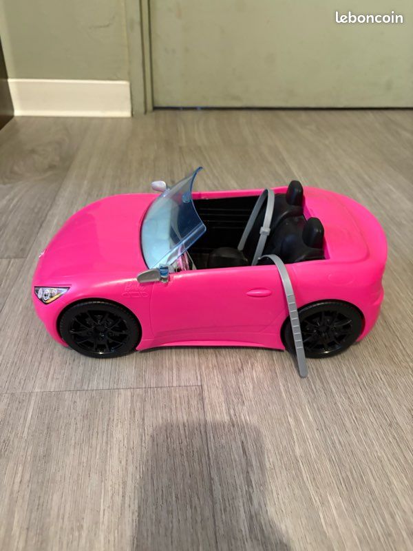 Voiture barbie (image 1)