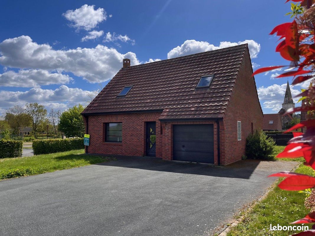 Maison 7 pièces 105 m² · à Hazebrouck · 105 m² · 297 000 €