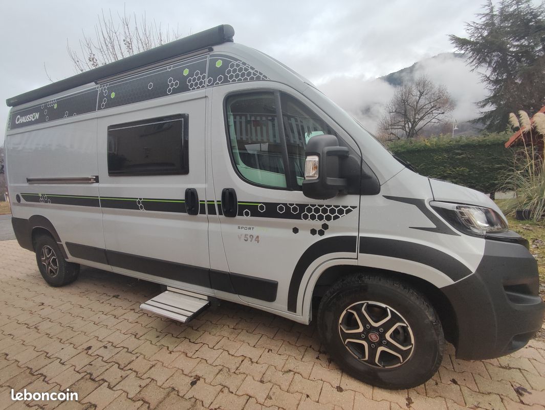 Fourgon Chausson V594 Sport Line Boite automatique (image 1)