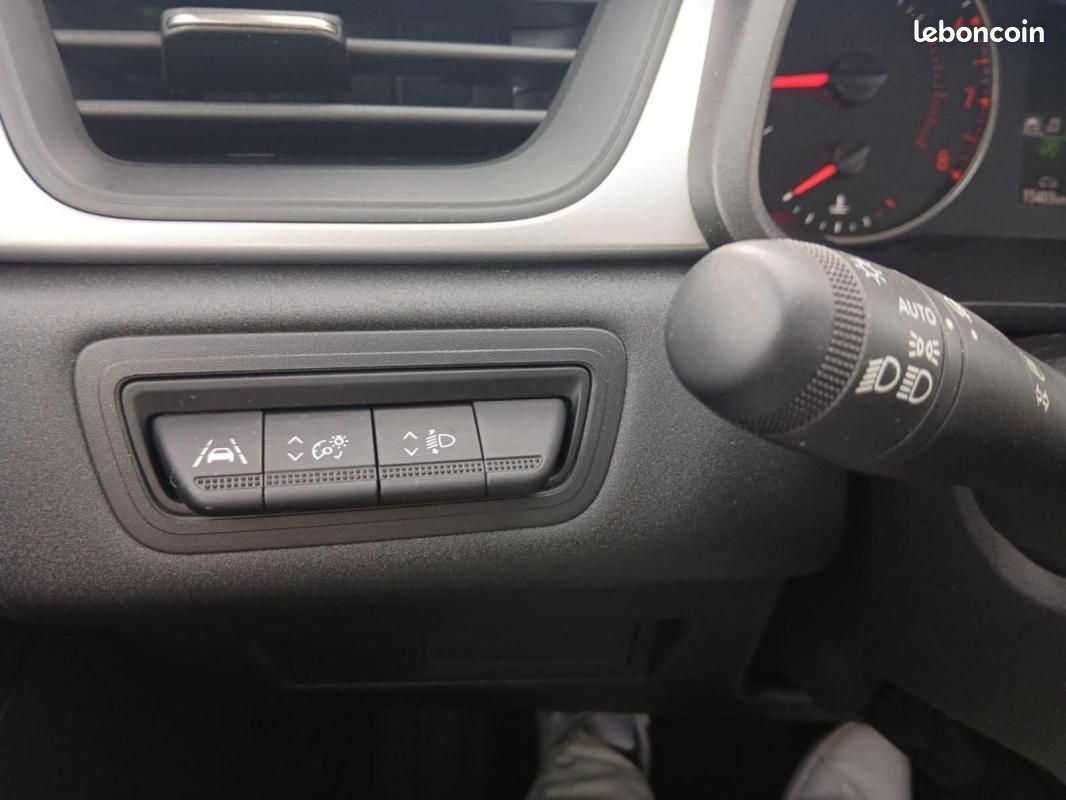 Renault Captur TCe 90 Evolution (image 24)