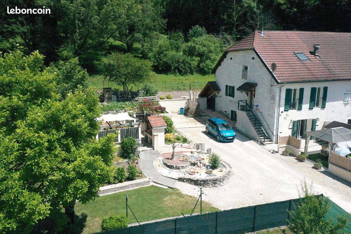 Maison 6 pièces 137 m² · à Seyssel · 137 m² · 430 000 €