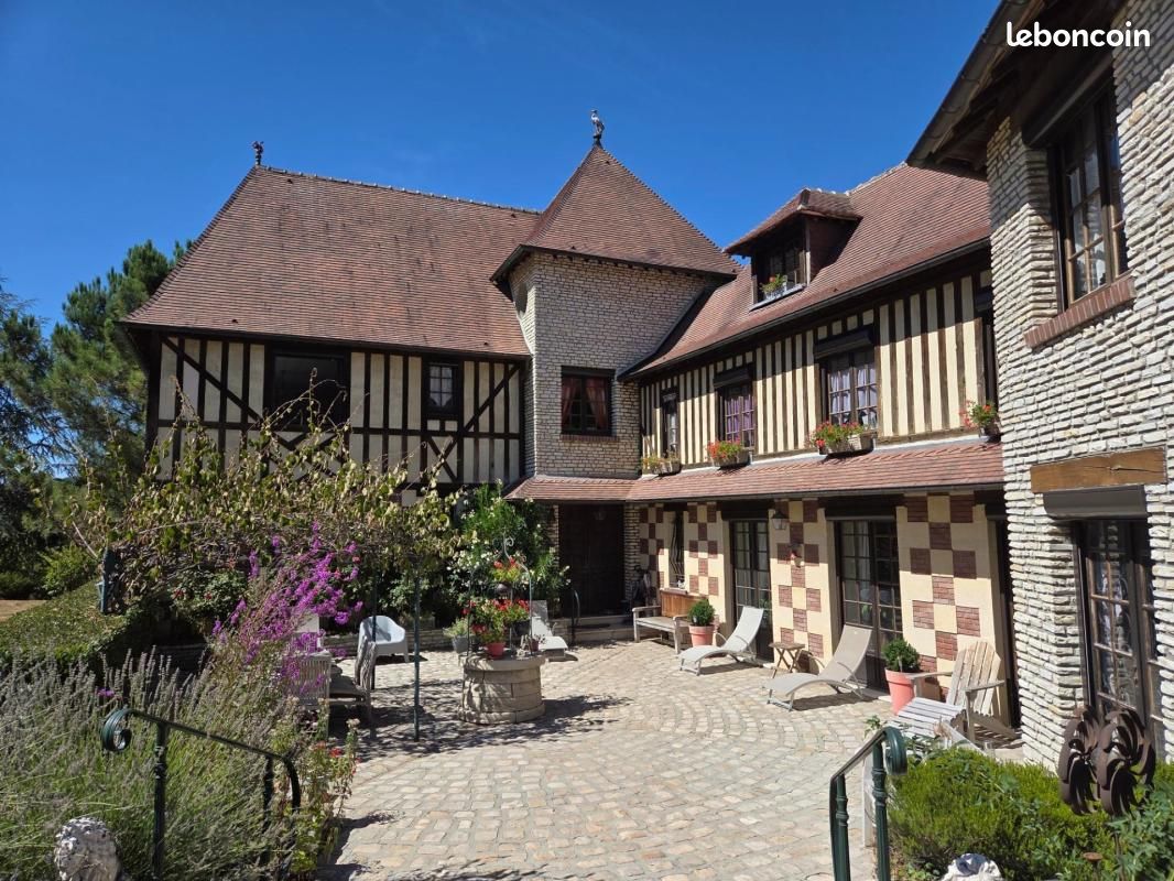 Maison 11 pièces 298 m² · à Blangy-le-Château · 298 m² · 1 495 000 €