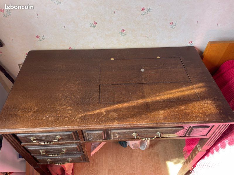Meuble avec machine à coudre intégré (image 4)