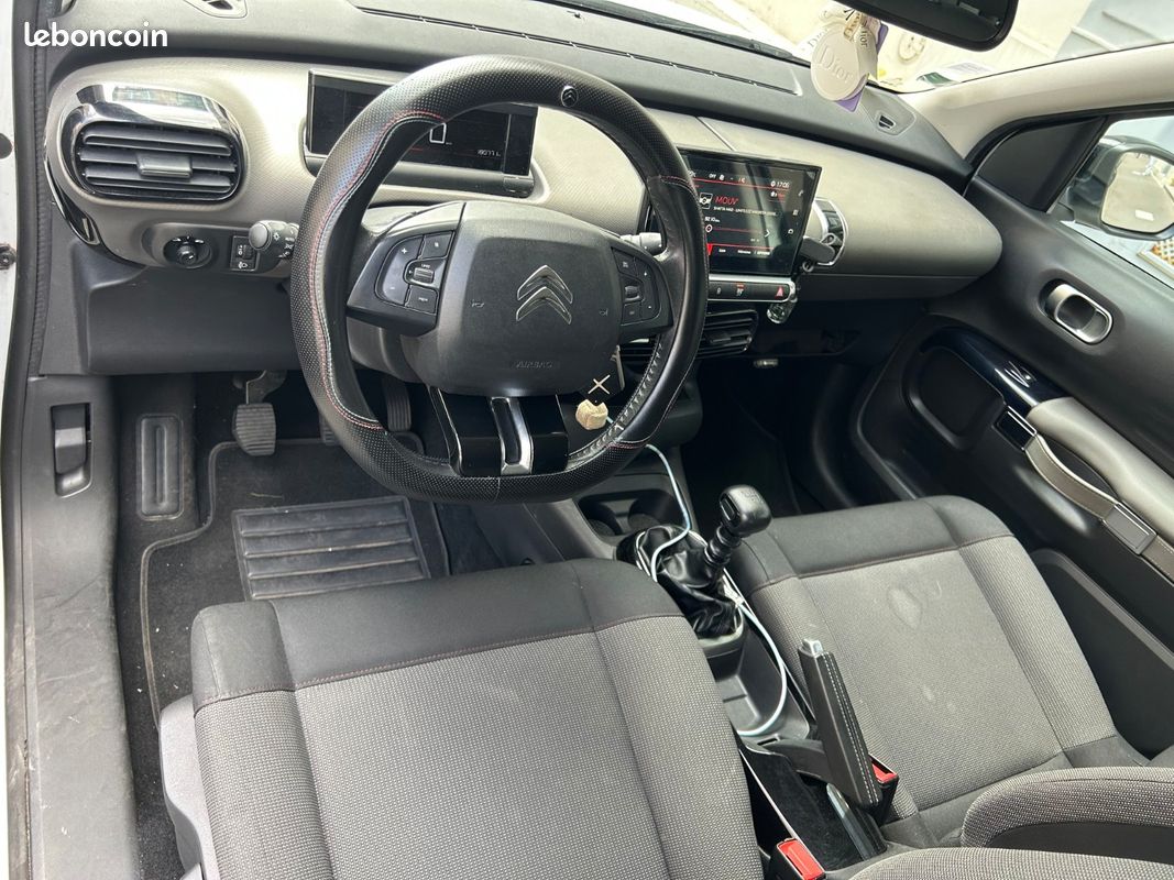 CITROEN C4 CACTUS BlueHDi 100 SS BVM6 Feel / 2ème Main (image 9)