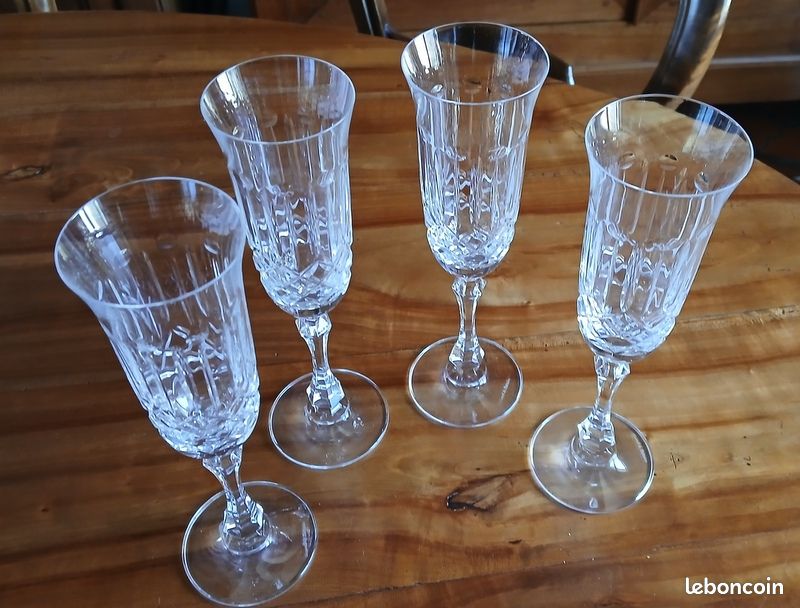 Soetai Lot De 4 Flûtes à Champagne Cristal Sans Plomb 200ml - Verres Élégants Pour Fêtes