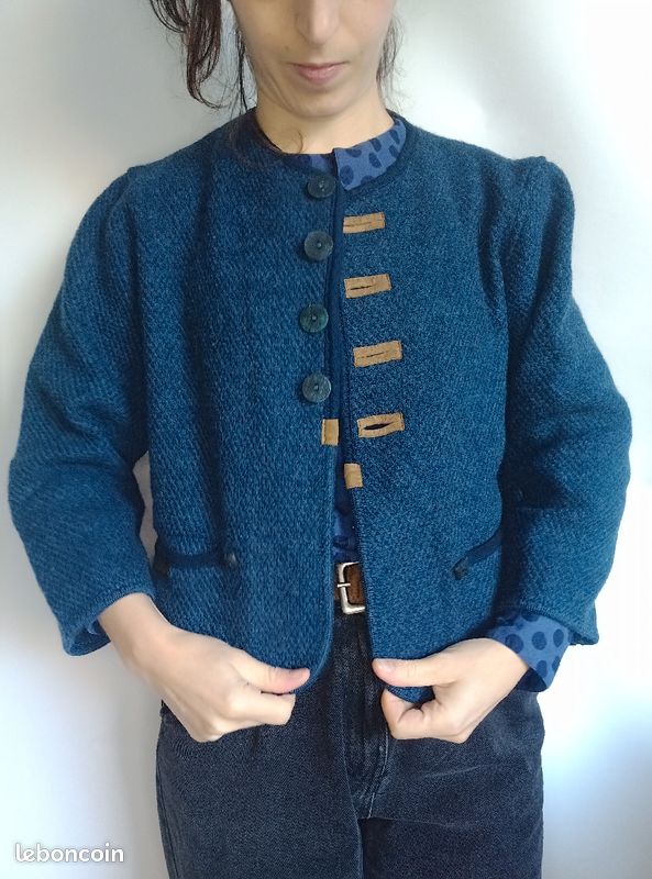 Veste autrichienne, gilet autrichien laine court bleu 38 Vêtements - Main Image
